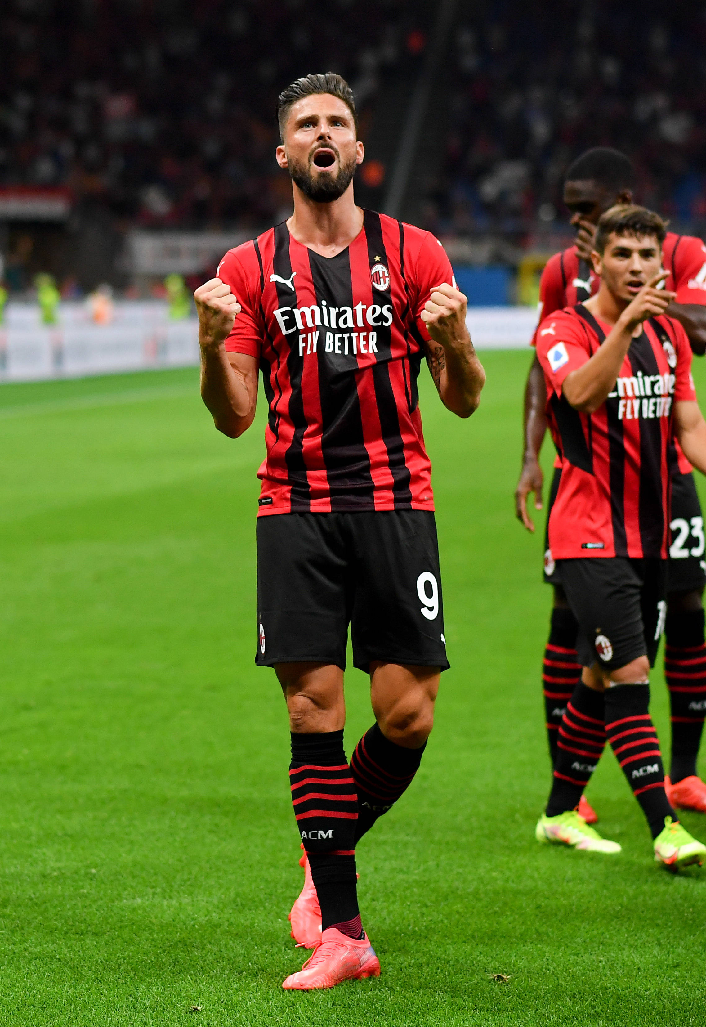 传奇！老将阿斯帕斯西甲400场里程碑之夜送助攻斩皇马