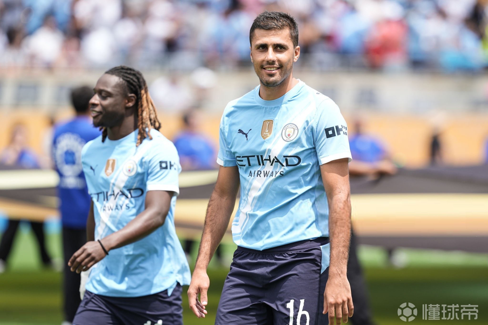 跟队：阿什拉夫伤缺6-8周，他的目标是尽快恢复赶上非洲杯