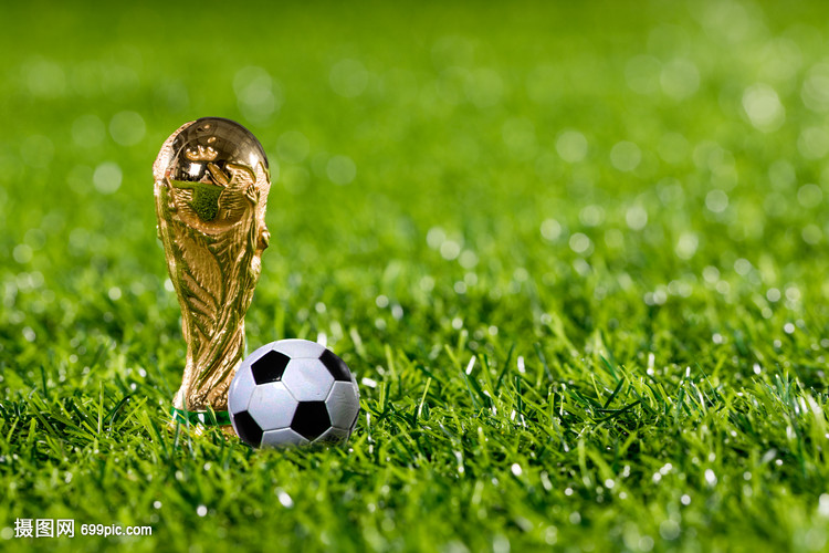 尤尔曼德：哈兰德是最好的前锋之一，但足球始终是团队运动